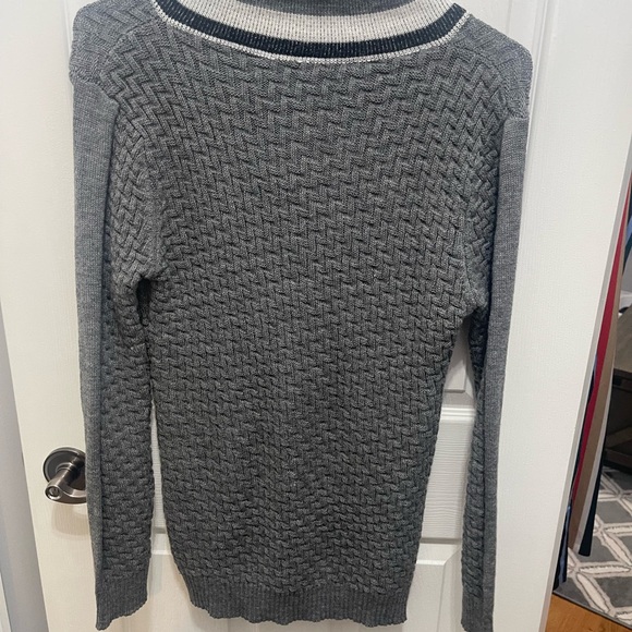 Mock neck turtleneck longsleeve sweater large pullover gray and white - Picture 6 of 9
